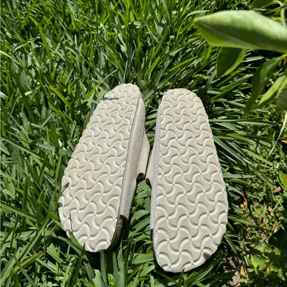 Birkenstock Arizona in White Leather Soft Footbed Size 39 US 8 - 8.5 - Picture 14 of 14